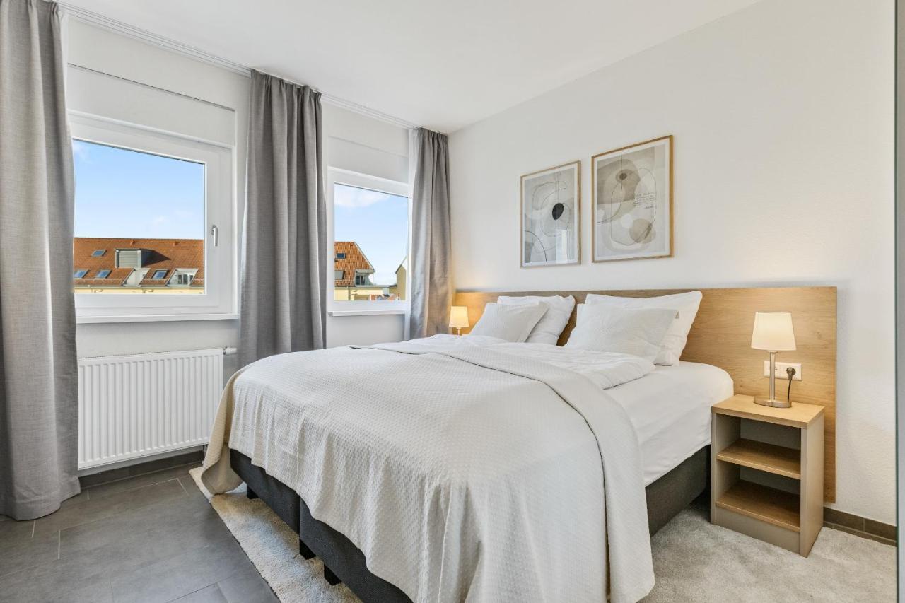 Empire Living: Denzlingen Marktplatz Exterior photo